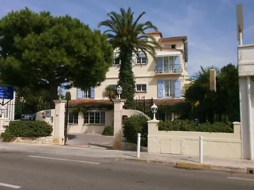 Hôtel Beau Site - Cap d'Antibes 4*, Antibes