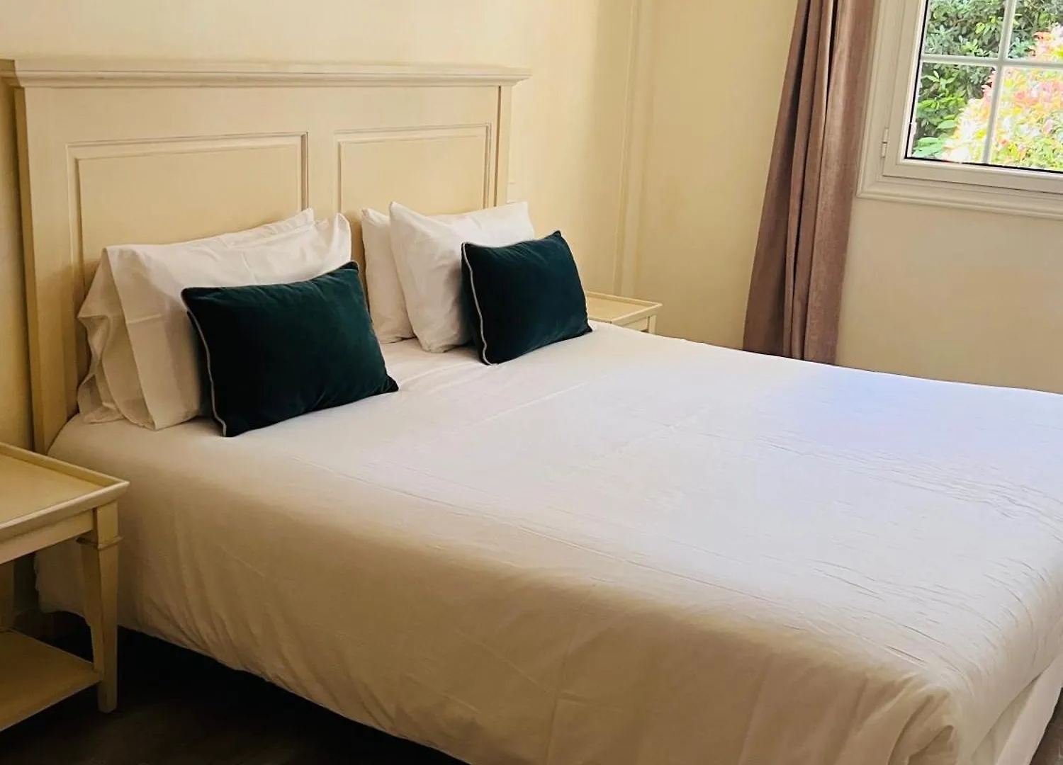 Hotel Hôtel Beau Site - Cap d'Antibes
