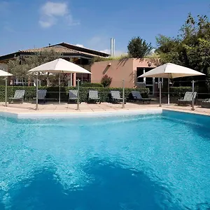 ibis-aubenas.hotels-rhonealpes.com/
