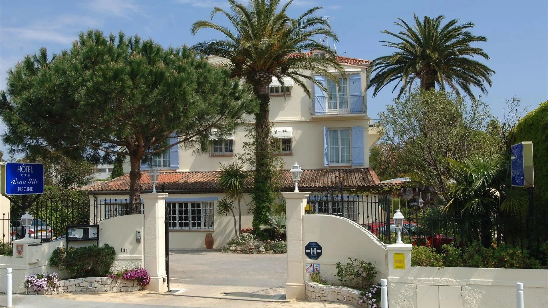 Hôtel Beau Site - Cap d'Antibes 4*, Antibes